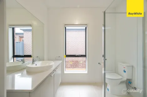 Property photo of 28 Cobungra Road Weir Views VIC 3338