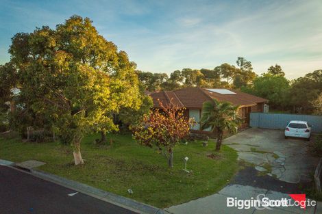 Property photo of 13 Stables Place Sydenham VIC 3037
