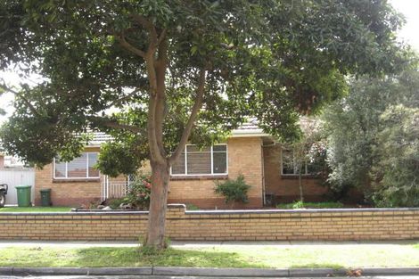 12 Dwyer Ave, Reservoir, VIC 3073