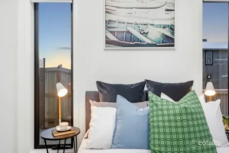 Property photo of 25 Catchment Drive Fraser Rise VIC 3336