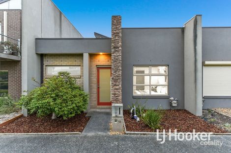 Property photo of 12 Haakman Way Pakenham VIC 3810