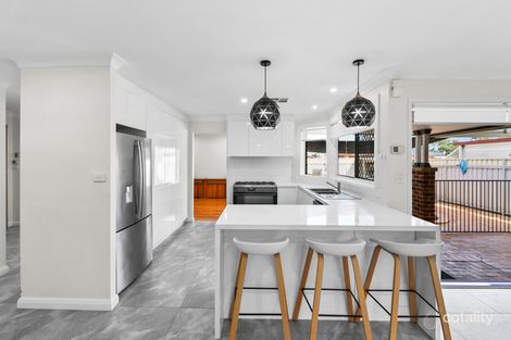 Property photo of 11 Ridgeview Crescent Erskine Park NSW 2759