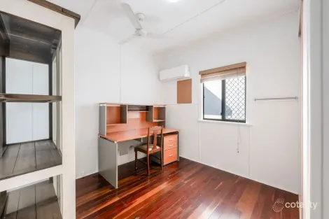 Property photo of 40 Dunn Road Avenell Heights QLD 4670