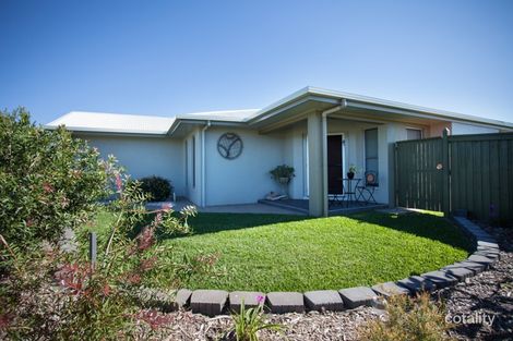 Property photo of 2 Kerrisdale Crescent Beaconsfield QLD 4740
