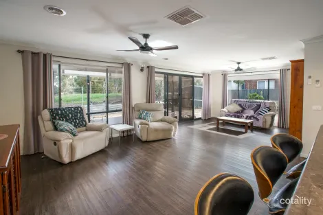 Property photo of 42 Riverboat Drive Thurgoona NSW 2640
