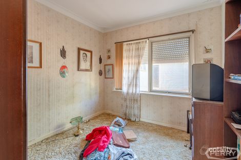Property photo of 32 Halls Head Parade Halls Head WA 6210