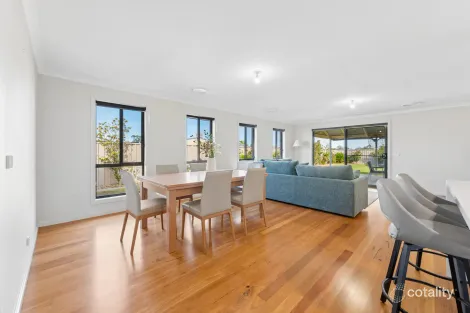 Property photo of 12 Garreffa Parade Euston NSW 2737