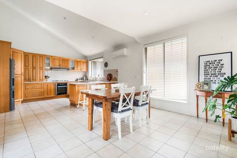 Property photo of 2 Mia Close Reservoir VIC 3073