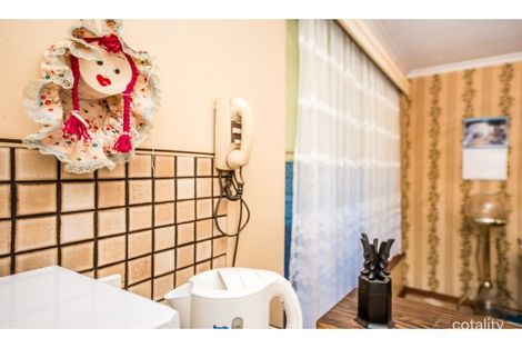 Property photo of 24 Jordan Drive Morphett Vale SA 5162