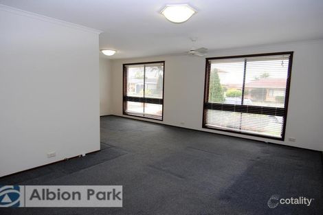 Property photo of 20 Wollonyuh Crescent Horsley NSW 2530