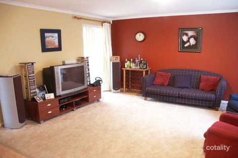 Property photo of 9 Woodbridge Place Burnside VIC 3023