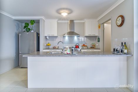 Property photo of 14 Loriini Place Kangaroo Flat VIC 3555