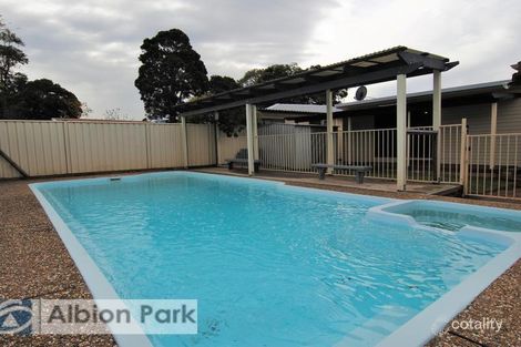 Property photo of 20 Wollonyuh Crescent Horsley NSW 2530