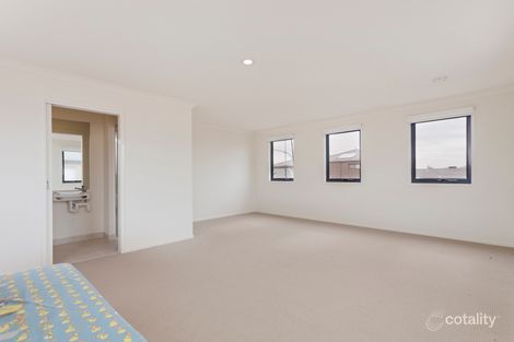 Property photo of 8 Royal Circuit Point Cook VIC 3030