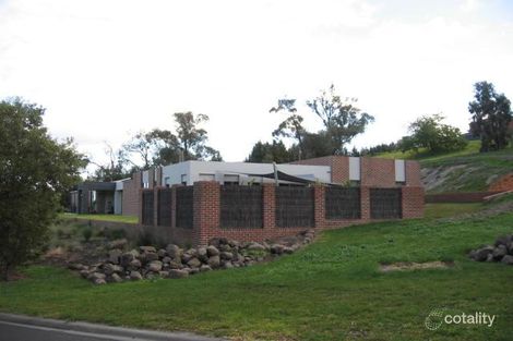 Property photo of 1-3 Leemak Crescent Berwick VIC 3806