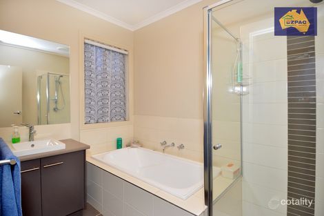 Property photo of 7 Carbine Avenue Tarneit VIC 3029