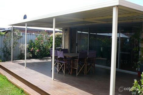 18b Albemarle St, Scarborough, WA 6019