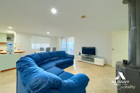 Property photo of 13 Premier Circle Spencer Park WA 6330