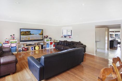 Property photo of 34 Dobell Circuit St Clair NSW 2759