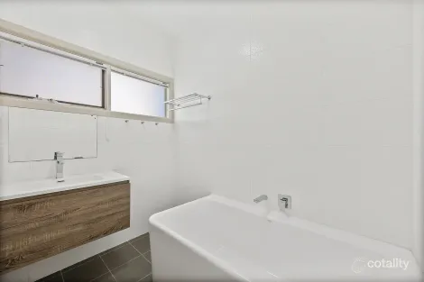 Property photo of 13 Ingram Avenue Glen Waverley VIC 3150