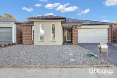 66 Cotton Field Way, Brookfield, VIC 3338