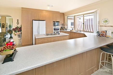 19 Pineview Ct, Walkley Heights, SA 5098