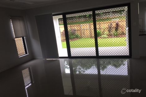 Property photo of 19 Ainslie Place Smithfield QLD 4878