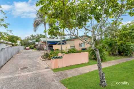2/2 Ingham Ct, Mooroobool, QLD 4870