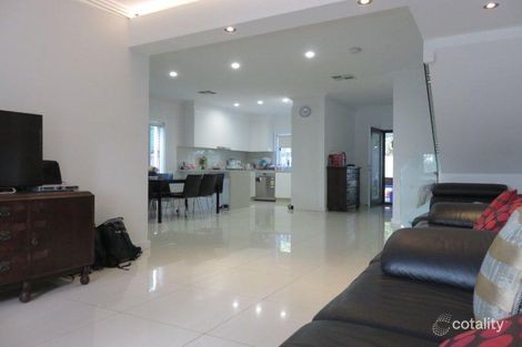 Property photo of 8 Leighdon Street Bass Hill NSW 2197