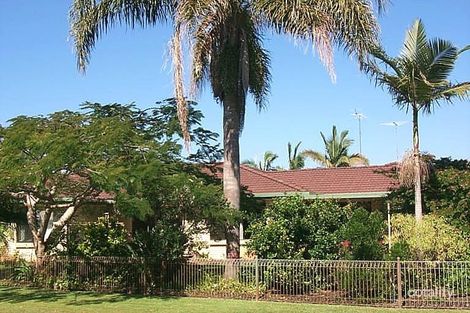 83 Broadwater Ave, Maroochydore, QLD 4558