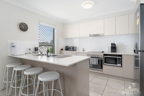 Property photo of 2/24 Trailblazer Drive Flagstone QLD 4280