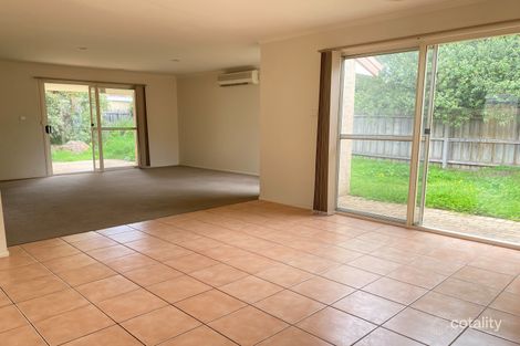 Property photo of 8 Balcombe Place Hillside VIC 3037