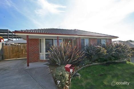 Property photo of 18 Luca Place Pakenham VIC 3810