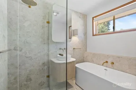 Property photo of 51 Ridgecrop Drive Castle Hill NSW 2154