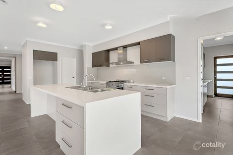 7 Durant Cct, Kalkallo, VIC 3064