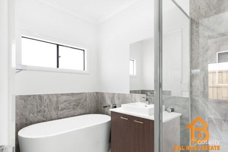 Property photo of 16 Grampians Avenue Werribee VIC 3030