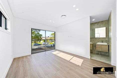 Property photo of 19 Water Street Cabramatta West NSW 2166