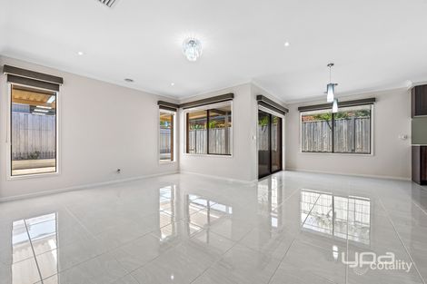Property photo of 47 Wright Circuit Fraser Rise VIC 3336