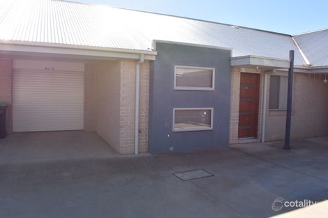 4c Yass St, Young, NSW 2594