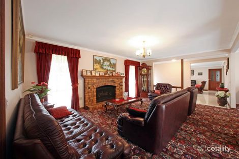 Property photo of 4 Rigby Mews Rowville VIC 3178