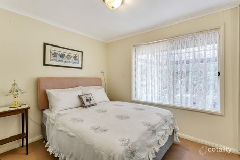 Property photo of 4 The Glade Aberfoyle Park SA 5159