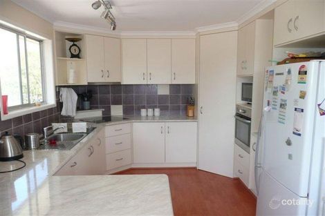 Property photo of 18 Iindah Road East Tinana QLD 4650