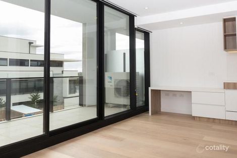 202/740 Station St, Box Hill, VIC 3128