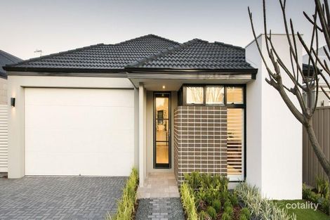 704 Sciano Ave, Success, WA 6164