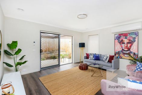 Property photo of 8 Nyora Court Westmeadows VIC 3049