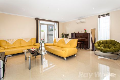 Property photo of 19/3-4 Sovereign Point Court Doncaster VIC 3108