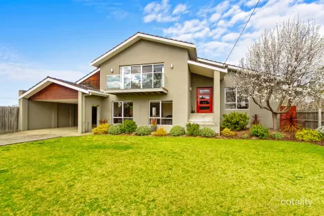 Property photo of 8 McAlister Street Stratford VIC 3862