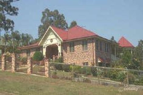 35 Drapers Rd, Eatons Hill, QLD 4037