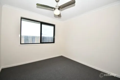 Property photo of 14 Benjamin Drive Gracemere QLD 4702