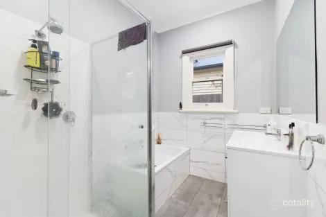 Property photo of 50 Fowler Street Moe VIC 3825